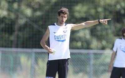 Beñat Labaien Xabi Alonsoren lantaldean arituko da Real Madrilen