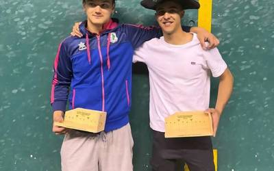 Iker Anzizar, Oihan Braña eta Erik Igoa txapeldun Naiarako pilota txapelketan