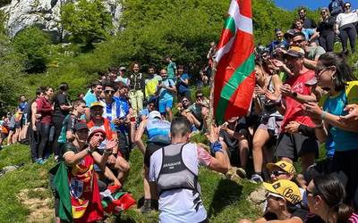 Zegama-Aizkorri mendi maratoia osatu duten eskualdeko bortz lasterkarien bizipenak
