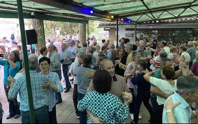 Mariak, Lanberrik eta Naiarak jarriko dute festa igande honetan Aristerrazun