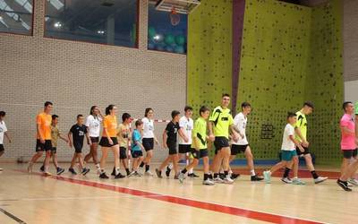 Zabalik da Tta-kun areto futbol taldearen IV. Beltzen Torneoan izena emateko epea