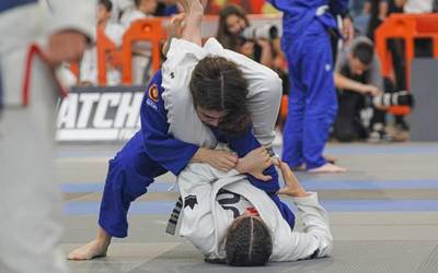 Gobela kiroldegia Brasilgo jiu-jitsuaren erdigune bihurtu da Getxoko BJJ Kopan