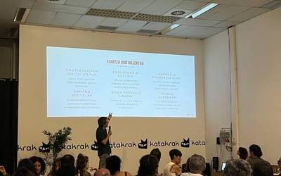 Aro berri bat iragarri du Euskalerria Irratiak kolaboratzaile artean