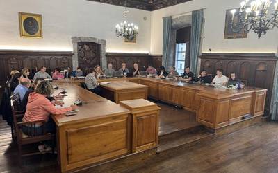 2025-2026ko ikasturterako hainbat tasa %2 igotzea onartu du udalbatzak