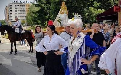 Laudioko parrokoak igandeko Rocioko meza boikoteatu duela salatu du Andaluziar Etxeak