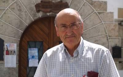 Ardirik gabeko artzainak utzi gaitu
