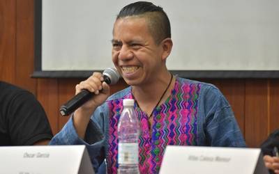 'Abriendo camino' liburua aurkeztuko du Oscar Garcia mexikarrak