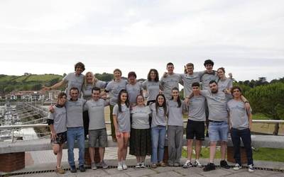 Begi Bistan, 25 urte itsasora begira pasioz