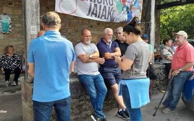[ARGAZKI GALERIA]: Giro lagunkoi eta ederra Elgezabalko sanantonioetan
