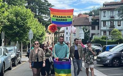 Aldarrikatzeko eta ospatzeko eguna Atxabalta Harroren eskutik