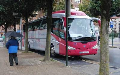 Alavabus eta eskualdeko garraioa doakoak izango dira 15 urtetik beherakoentzat uztailaren 1etik aurrera