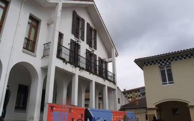 Udalak lau lanpostu oposizio lehiaketa bidez bete nahi ditu