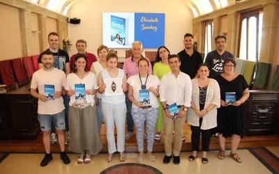 Autismoaren Harrotasunaren Eguna ospatu dute Durangon