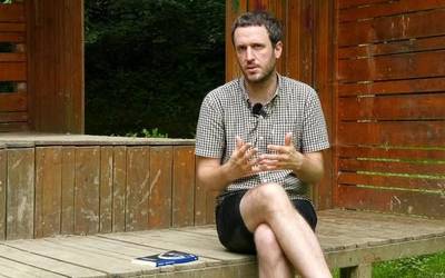 Jon Urzelai: "Ez da onuragarria kultura merkatu-terminoetan bakarrik ulertzea"