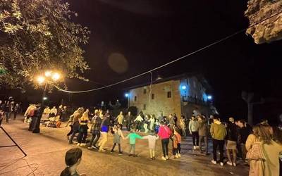 Garai: elkarteen lana herria hauspotzeko