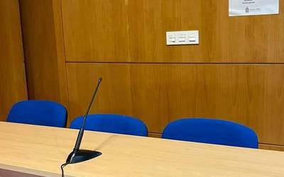 EAJk Aiarako udalbatza utzi zuen atzo, trataera baztertzailea pairatzen duela argudiatuta