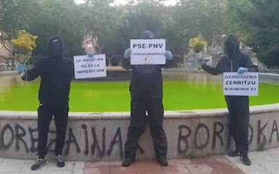 Berdez tindatu dituzte Gasteizko zenbait putzu