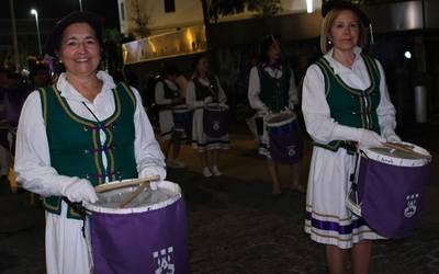 Helduen danborrada, argazkitan
