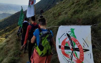 Larragorri, Mendi eta Ferosca zentral eolikoek baimendutako zarata kopurua gaindituko dutela salatu dute