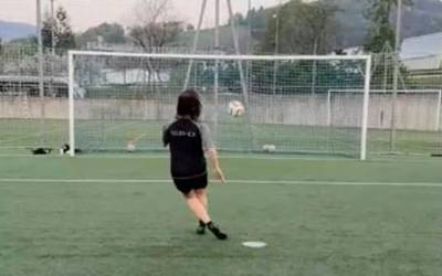 Tolosa CFko futbolariak abilezia jokoan