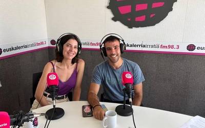 Irene Seminario eta Aitor Gartzia (@lamutilhuerta): “Lagunentzako bideoak egiten hasi ginen eta orain 11.000 jarraitzaile ditugu”