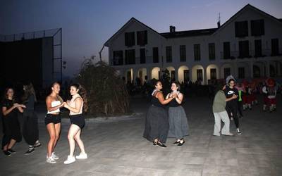 Giro ederra solstizioaren ospakizunenean