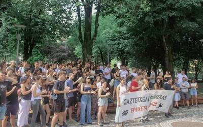 Durangoko gaztetxeko kide bat epaitu dutela salatu du Kaletik Gaztetxerak