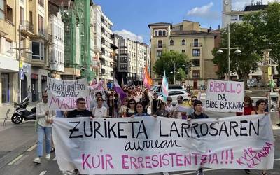 [ARGAZKI GALERIA]: Sexu eta identitate disidenteek "Harrotasunaren merkantilizazioa" salatu dute