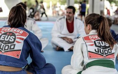 Desoreka Judo Kluba: Judo Pedagogikoaren bidez hezi eta hazi