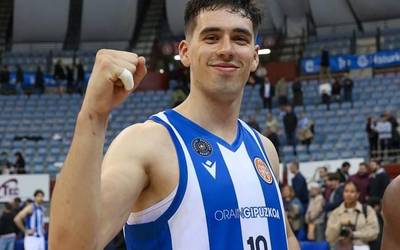 Manex Ansorregik 2027ra arte berritu du Inveready Gipuzkoa Basketekin zuen kontratua