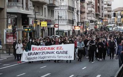 Bikoteari lesioak eragiteagatik gizon bat atxilotu dute Gasteizen