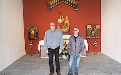 Aralarko Trinitate ermita berritu dute