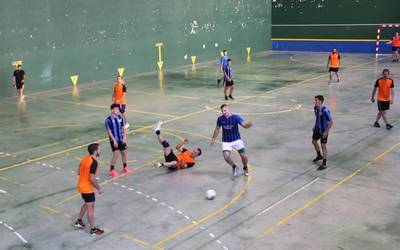 Asteburu honetan Kopako finalerdiak eta hurrengoan Ligakoak