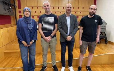 Udalak eta Goian elkarteak akordioa egin dute bazterkeria kasuetan eragiteko