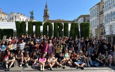 Aurten ere, rockzale gaztez bete da Gasteiz