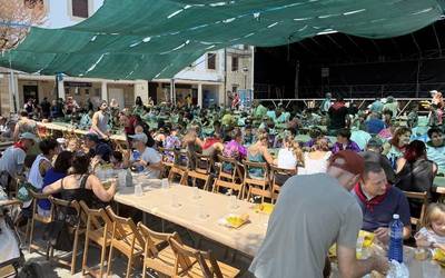 Kaleko festa giroan bat egiteko aukera eman dute Ferixa Nagusiko jaiek