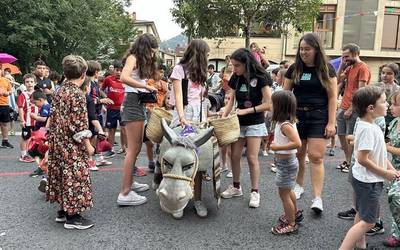 Astotrastok hasi ditu jaiak Trianan