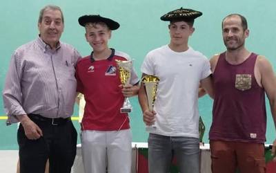 Errenteriako pilota txapelketan ere txapeldun izan da Erik Igoa etxalartarra
