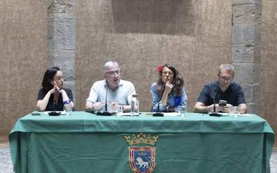 Joseba Asiron: "Herritarren artean sortutako giro aparta nabarmentzekoa da"