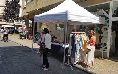 Udako Braderie kaleko azoka egingo dute bihar eta etzi Erriberan