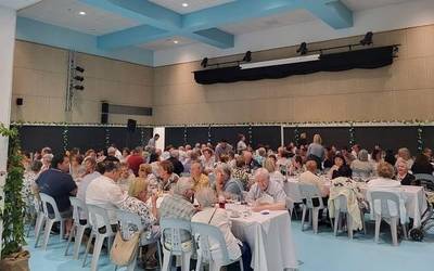 Plaza Ondoren elkartean eska daiteke 90 urte betetzen dituztenen andremarietako omenaldi-bazkariari buruzko informazioa