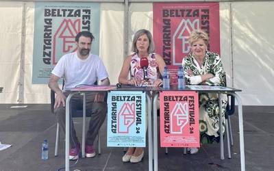Aztarna Beltza heldu da Gasteiza