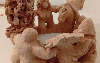 'Kultur aniztasuna eta bizikidetza' arte erakusketa Elizondon ikusgai dago