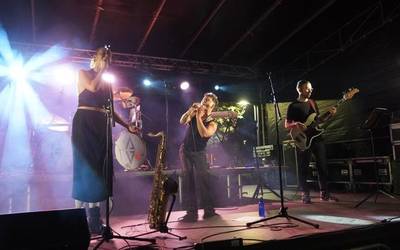 Estilo anitzak entzun dira aurtengo Dardara Fest jaialdian