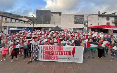 Palestinaren aldeko ibilaldiaren harira, Donezteben akituko den etaparako autobusa antolatu dute