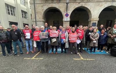 Jaurlaritzak herri ekinaldi legegilearen aurka ateratako txostena salatzera aterako dira bailarako pentsiodunak