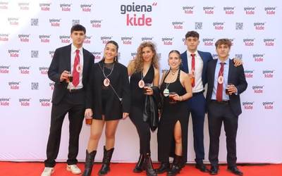 Bigarren eskuko jantzien aldeko apustua Maritxu Kajoirako