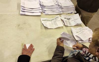 Martxoaren 15ean eta 22an iraganen dira Ipar Euskal Herrian herriko bozak