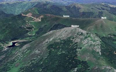 Iturenen ere eolikoak paratu nahi dituzte, Mendaur eta Sorano parajeetan