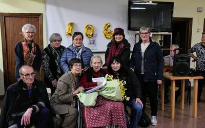 106 urterekin Anuntxi Duhalde erratzuarra hil da